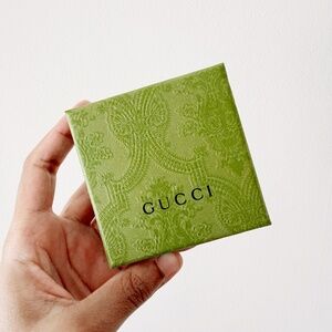 gucci small green gift box with dust bag